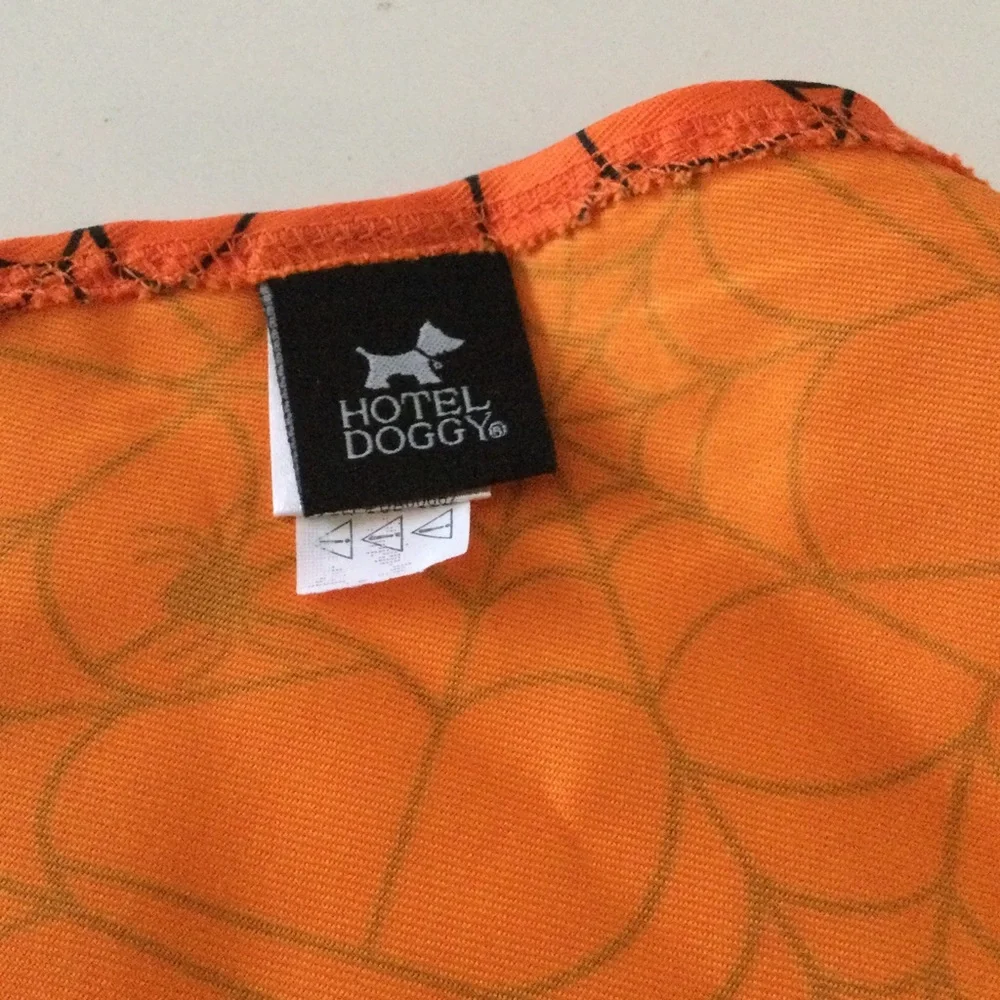 HOTEL DOGGY BANDANA SPIDERWEB PRINT ORANGE BLACK HALLOWEEN M/L NWOT